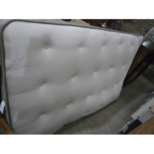 633 - 4ft mattress