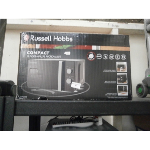 48 - Boxed Russell Hobbs 800w microwave