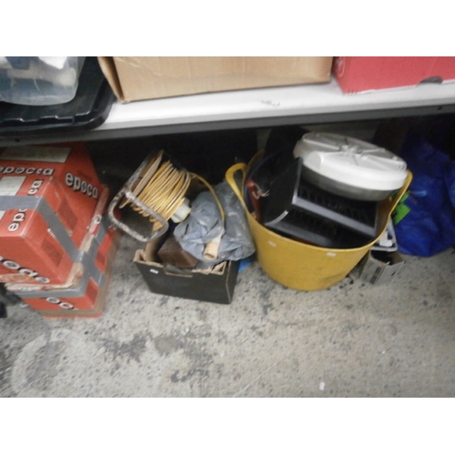 193 - Lot inc tiles, extension reel, extension lead, handheld vacuum cleaner, etc