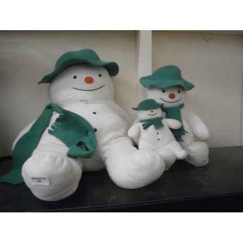 49 - Set of three snowmen teddies