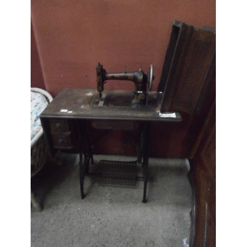 614 - Vintage WHITE treadle sewing machine on cast metal frame