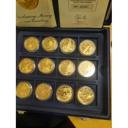 295 - A complete set of the centenary of the first world war commemorative coin collection with 36 copper ... 