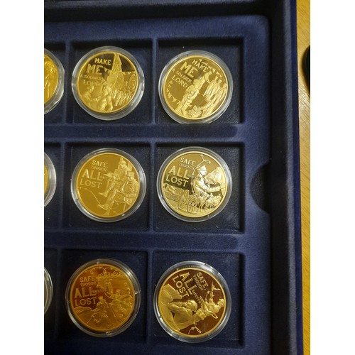 295 - A complete set of the centenary of the first world war commemorative coin collection with 36 copper ... 