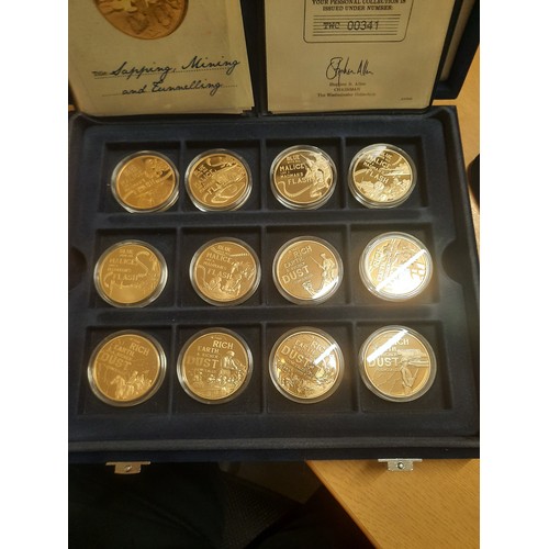 295 - A complete set of the centenary of the first world war commemorative coin collection with 36 copper ... 