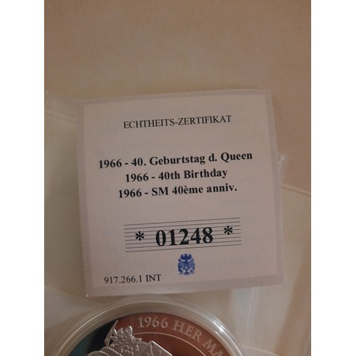 224 - The Queens diamond jubilee silver plated coins inc Her Majesty's 40th birthday & Colonel of the gren... 