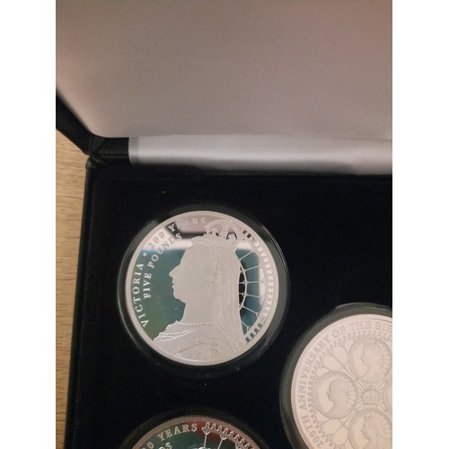 225 - The 200th anniversary of Queen Victoria silver plated £5 coin collection complete with 5 coins and C... 