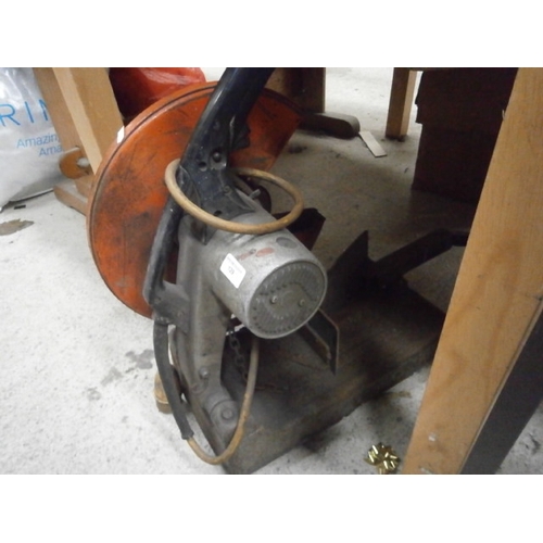 129 - Old compound mitre saw