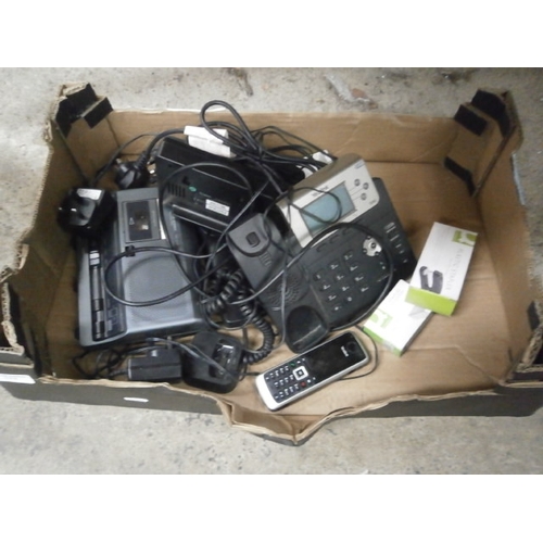 173 - Box inc office phone, staplers, tape recorder, etc