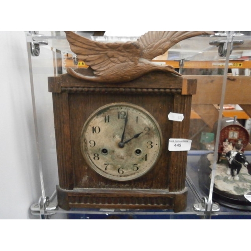 445 - Vintage mantle clock