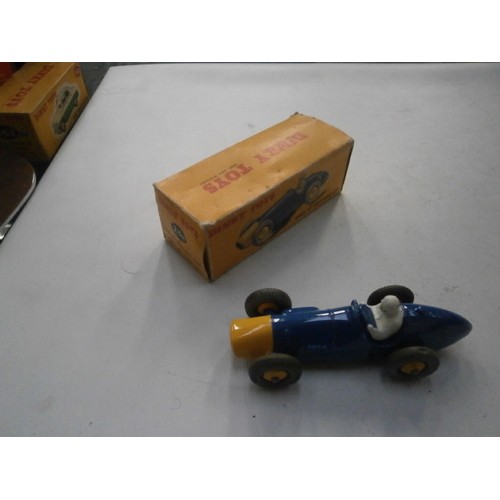 401 - Collection of vintage Dinky cars with boxes