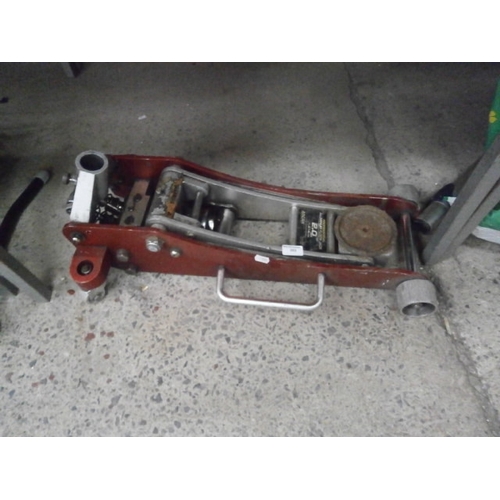 202 - Hydraulic trolley jack