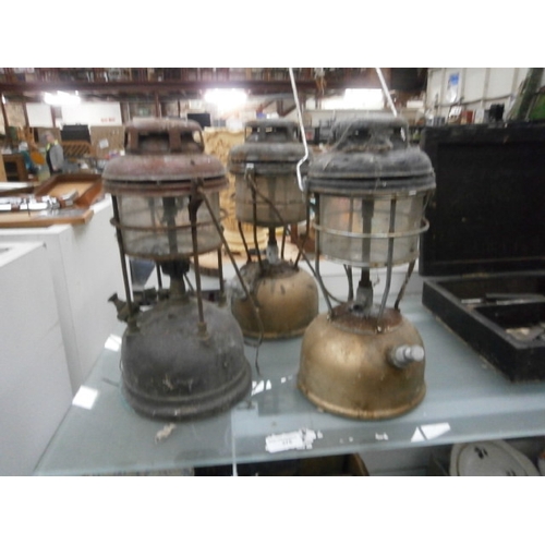 376 - Three vintage paraffin lamps