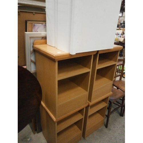 667 - 4 x matching bedside stands and a small 2 drawer chest