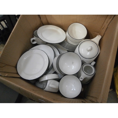 109 - Box of Steelite tableware