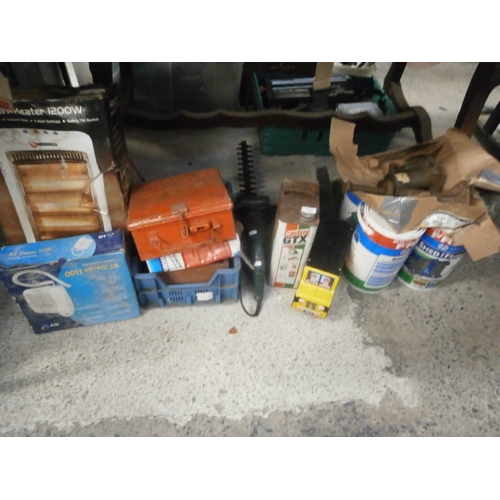 187 - Lot inc halogen heater, tools, paints, etc