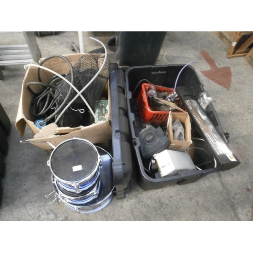 247 - Lot inc extension cables, outdoor heaters, drums, etc