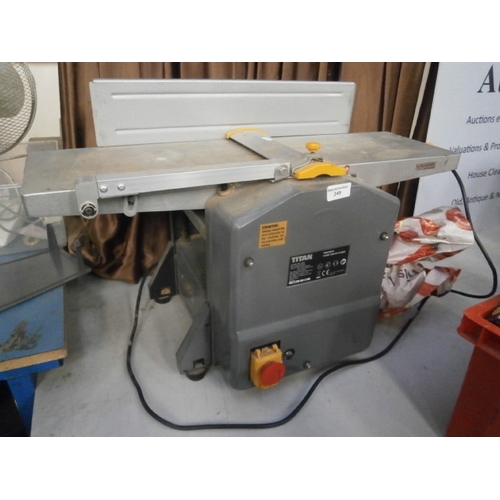 249 - Titan 1500w joint planer