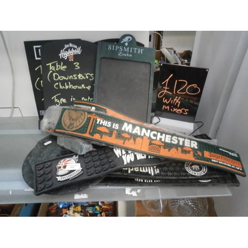 424 - Collection of pub items inc beer mats, table signs, etc