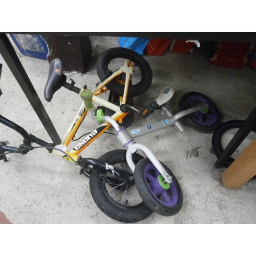 133 - Two assorted kids bikes