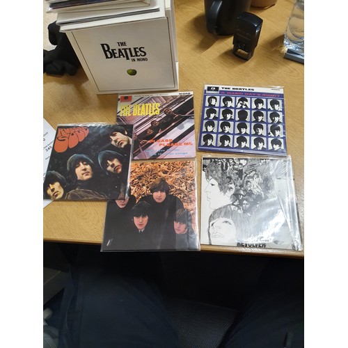 209 - The Beatles in mono CD box set