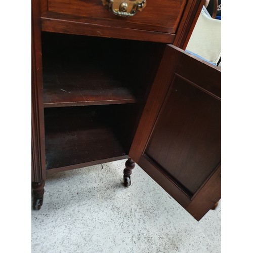 601 - Edwardian ladies mahogany writing desk with leather top writing slope and keys