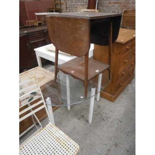 647 - A glass top table and a vintage a/f drop leaf table