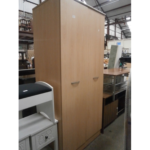 682 - A 2 door wardrobe