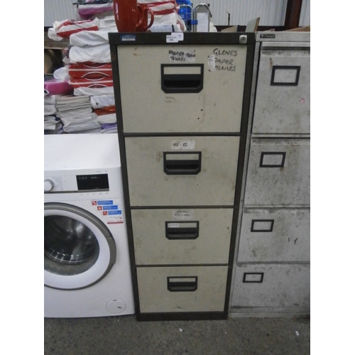 601 - 4 drawer metal filing cabinet