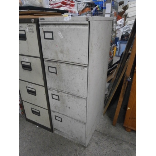 600 - 4 drawer metal filing cabinet