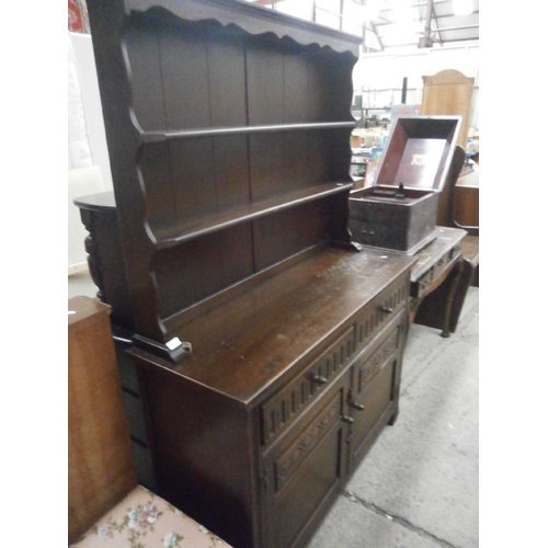 650 - Welsh dresser