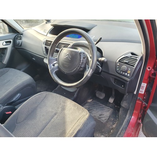 425 - Citroen grand C4 picasso 7 seater. Diesel .M.O.T 14/12/23 mileage 121564 with 2 keys, please see ext... 