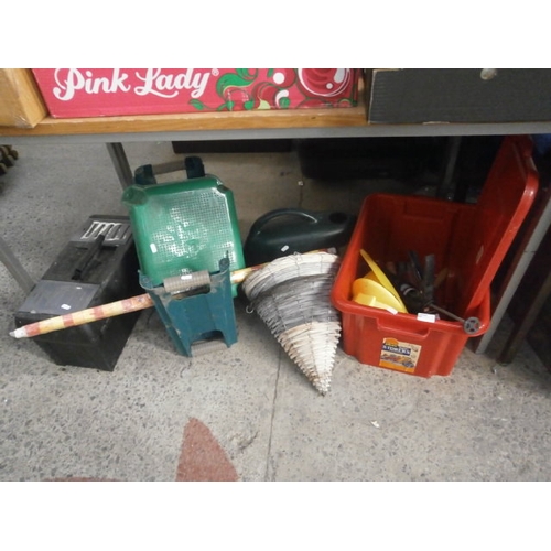 265 - Lot inc tool box, watering can, stool, etc