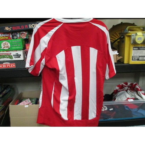 75 - Box of assorted football shirts, mostly size L