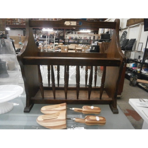 392 - Lot inc old oak magazine rack and shoe stretchers