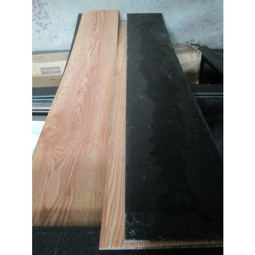 30 - Quantity of laminate flooring