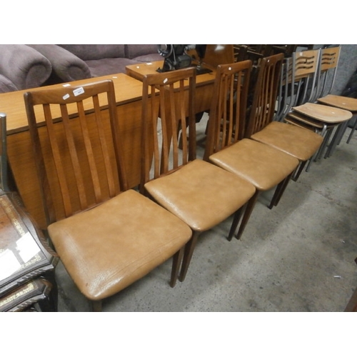 686 - A set of 4 x G PLAN dining chairs