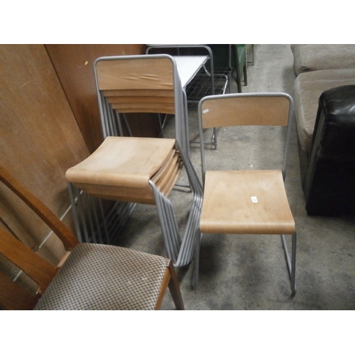 695 - A set of 6 x vintage metal framed stacking chairs