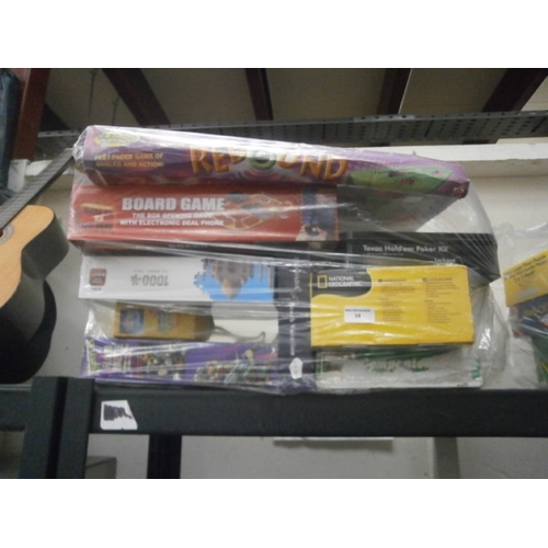 34 - Bag of assorted board games