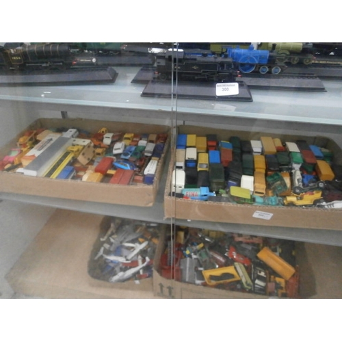 355 - Two boxes of assorted diecast cars