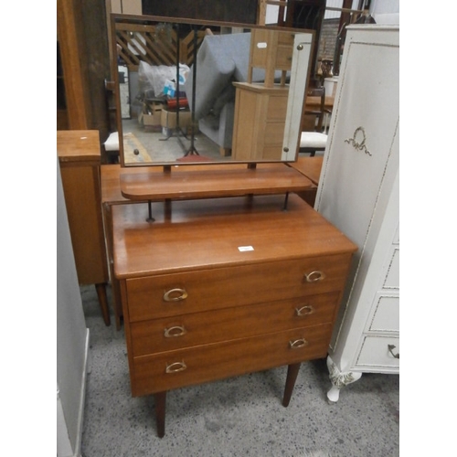 662 - Three drawer mirrored dressing table