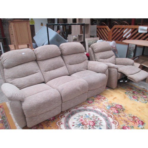 669 - 3 setter reclining settee and reclining arm chair