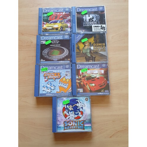 19 - Dreamcast Tomb Raider, UEFA dream soccer, Hidden & Dangerous, Sega GT, Sonic Adventure, MSR, Chuchu ... 