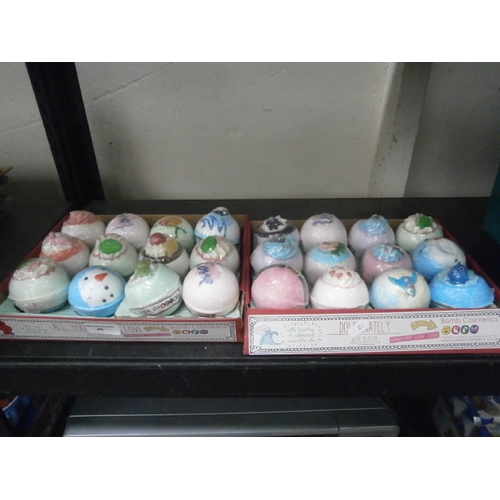 45 - 24 assorted bath bombs