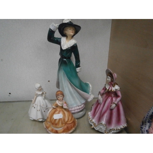 308 - Four assorted figurines