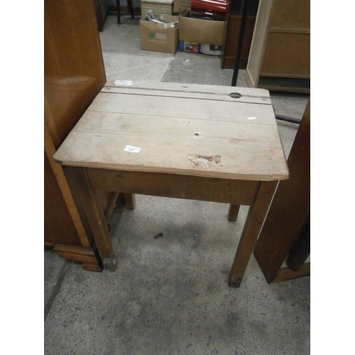 699 - A small vintage lift top school desk