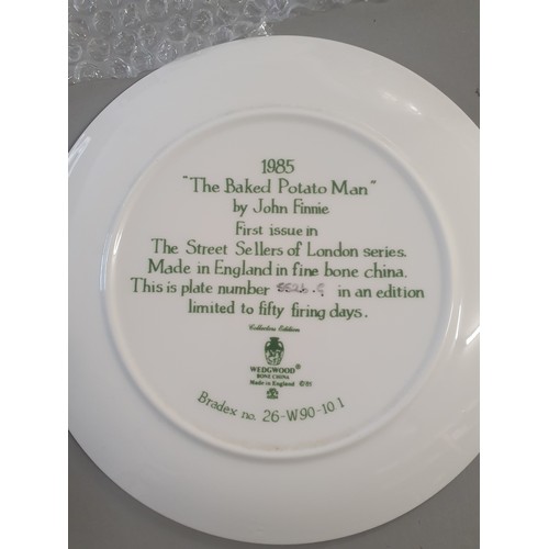98 - 3 collectable plates inc wedgwood 1985 the baked potato man , the roses of Capodimonte & W German pl... 