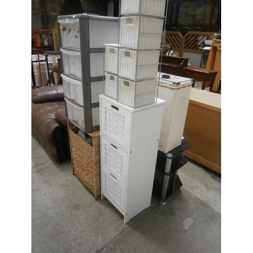 675 - 7 x items including small storage drawers and a glass TV stand