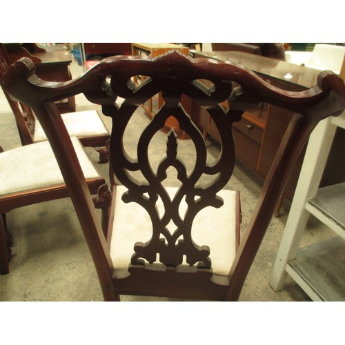 684 - A set of 6 x ornately carved Chippendale style dining chairs