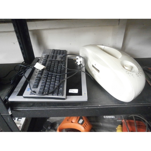 52 - Lot inc computer monitor, keyboard and Intempo CD player