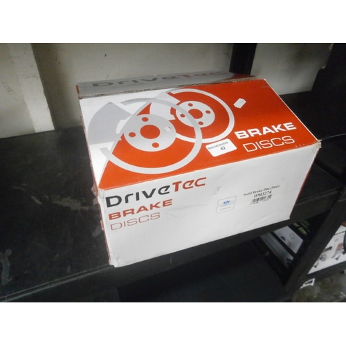 42 - Box of brake discs